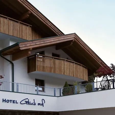 & Glueck Auf Hotel Mayrhofen
