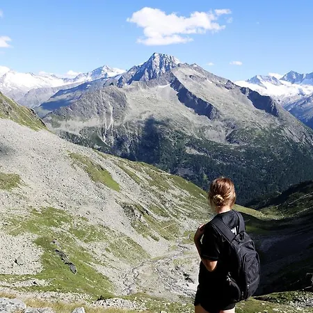 Szálloda & Glueck Auf