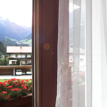 Hotel & Suites Glueck Auf Mayrhofen