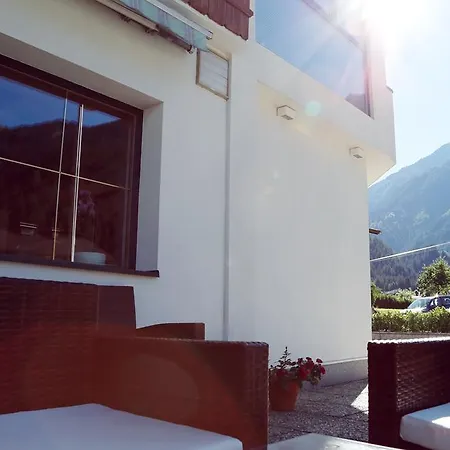 & Glueck Auf Szálloda Mayrhofen