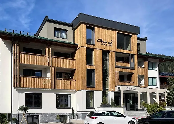 & Glueck Auf Mayrhofen