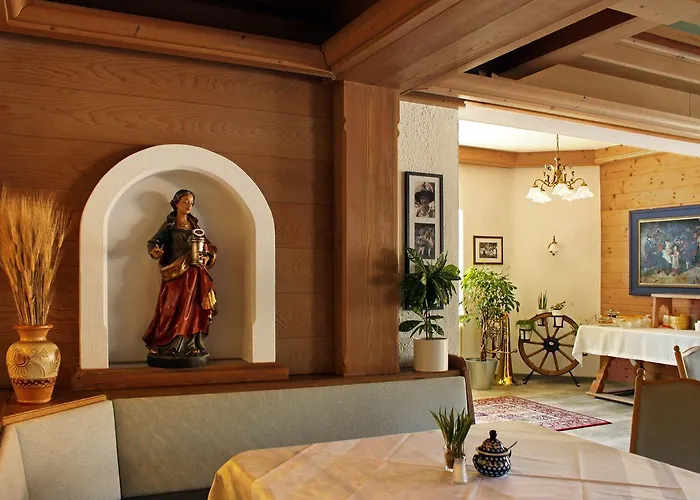 & Glueck Auf Mayrhofen